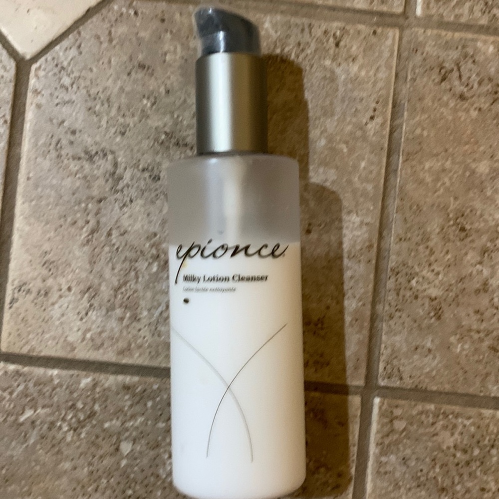 Epionce Milky Lotion Cleanser 170ml 6 oz bottle